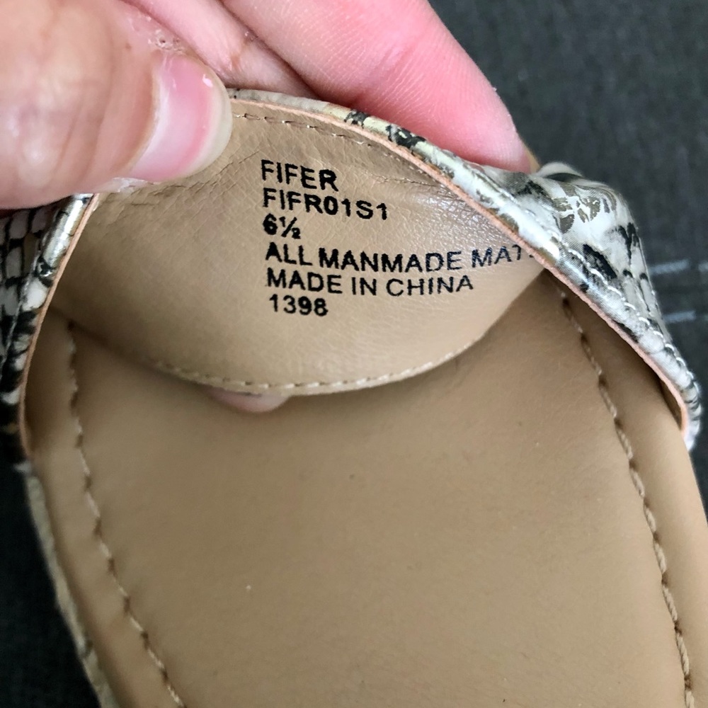 Steve Madden Snakeskin flatform - Picture 4 of 4